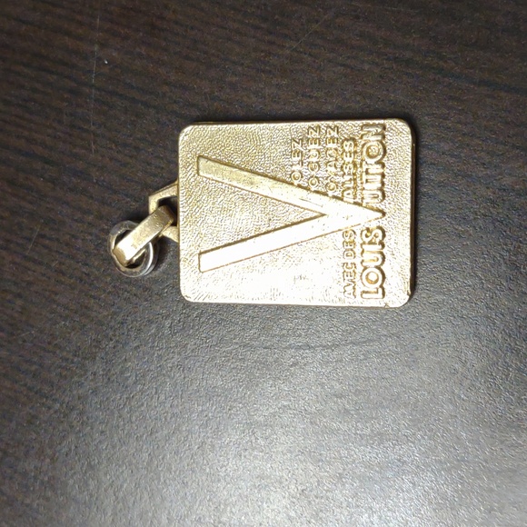 Louis Vuitton vintage brass keychain - Picture 1 of 3